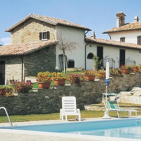 Sleeps 2 Pool Wifi T764280 Apartman