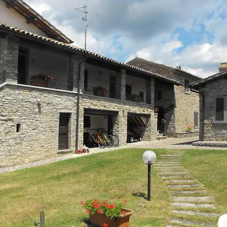 Sleeps 2 Pool Wifi T764280 Appartement *